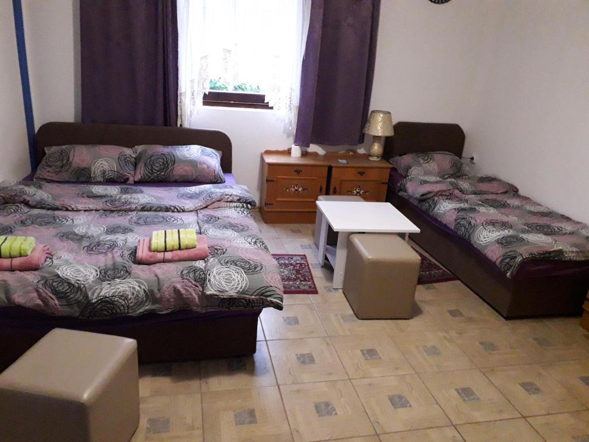 Hostel Topic بانيا لوكا المظهر الخارجي الصورة