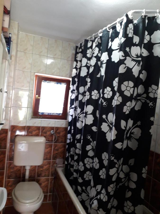 Hostel Topic بانيا لوكا المظهر الخارجي الصورة