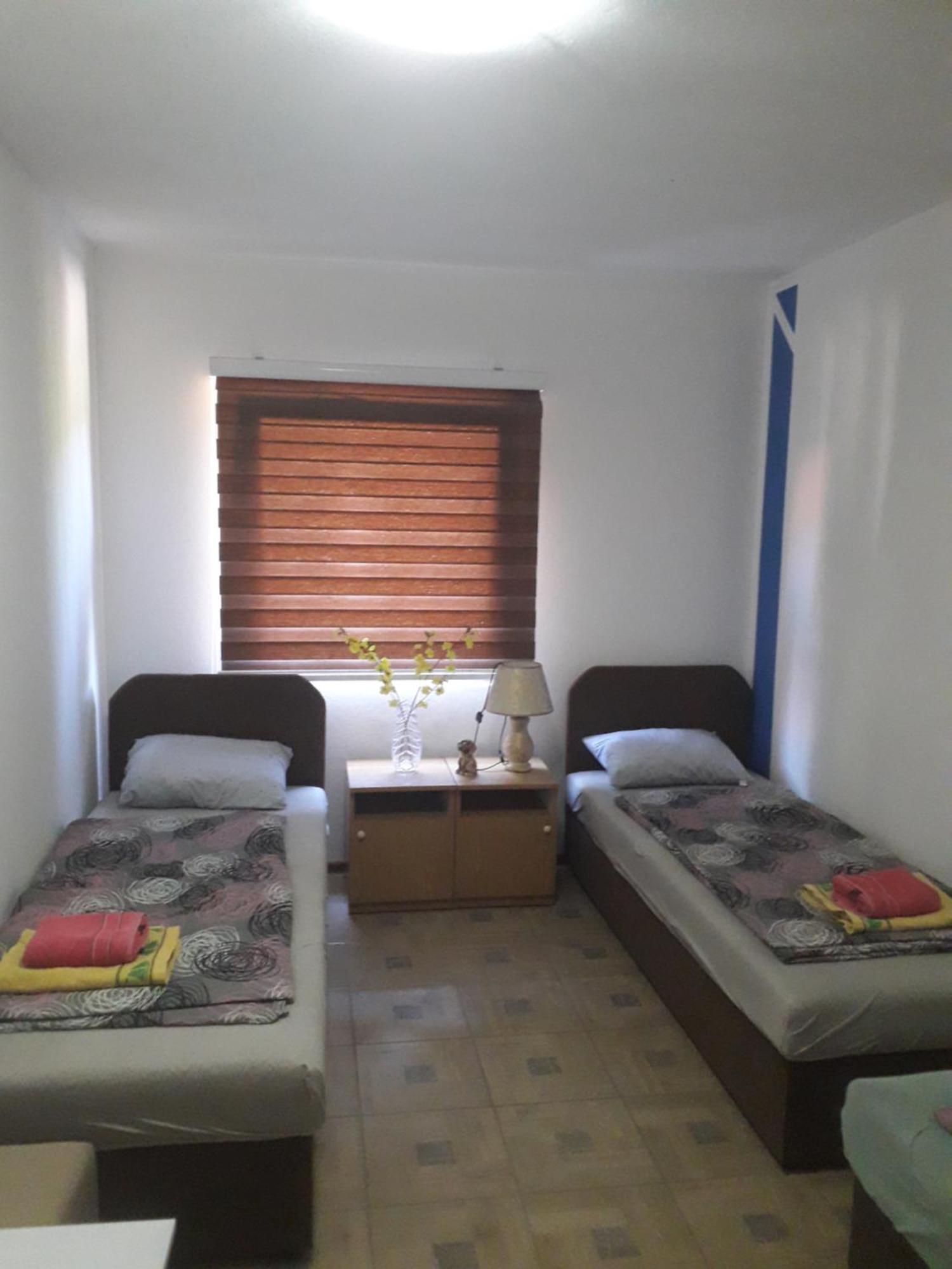 Hostel Topic بانيا لوكا الغرفة الصورة