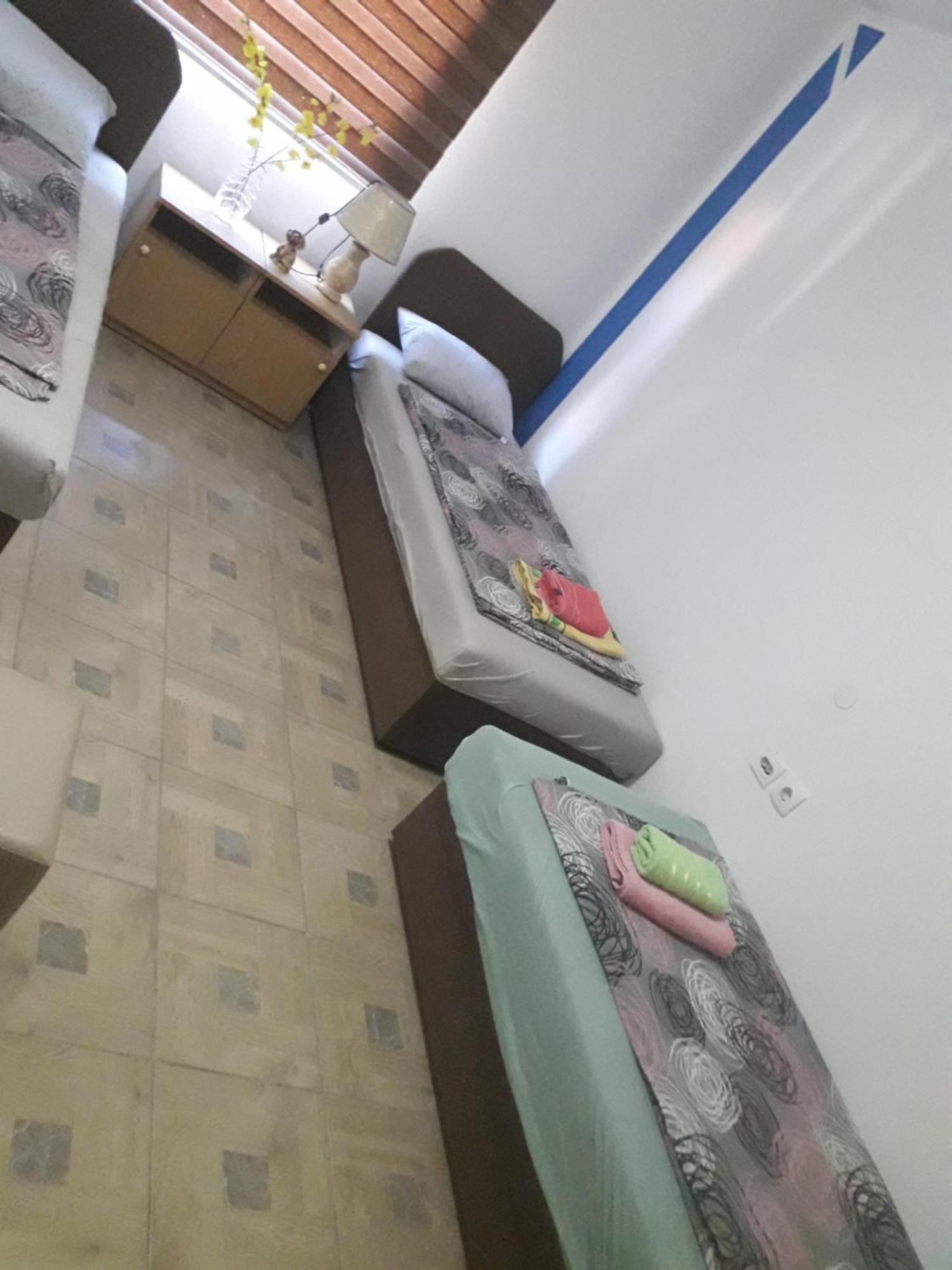Hostel Topic بانيا لوكا الغرفة الصورة