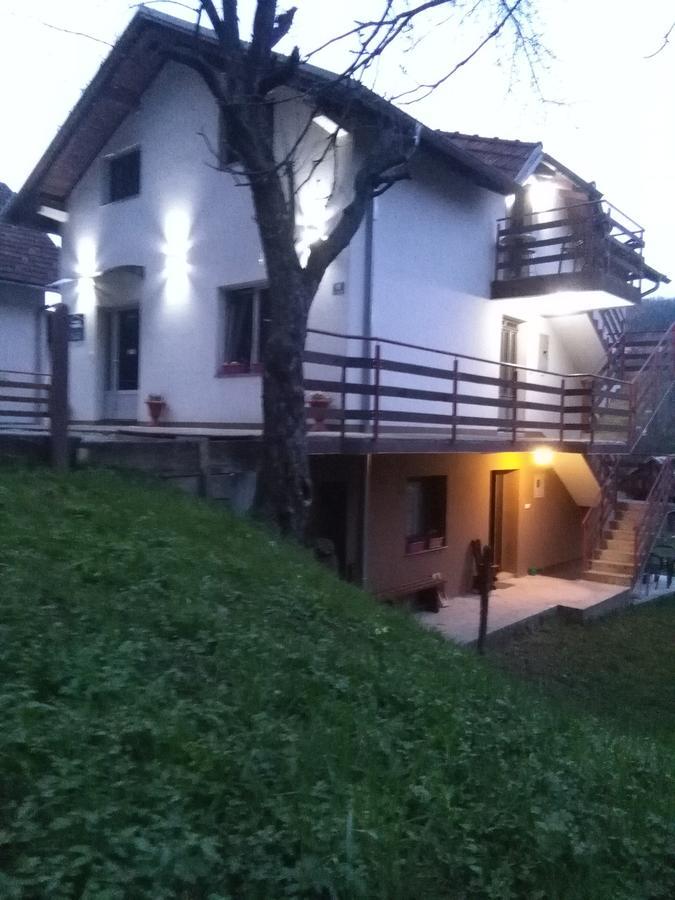 Hostel Topic بانيا لوكا المظهر الخارجي الصورة